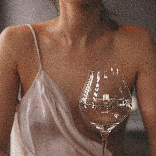 Glass skin vs Natural Skincare